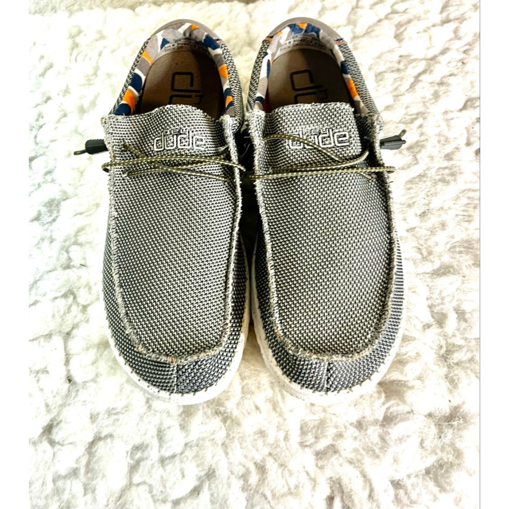 Hey Dude Wally Sox shoes in the Asphalt colorway Men Size 9